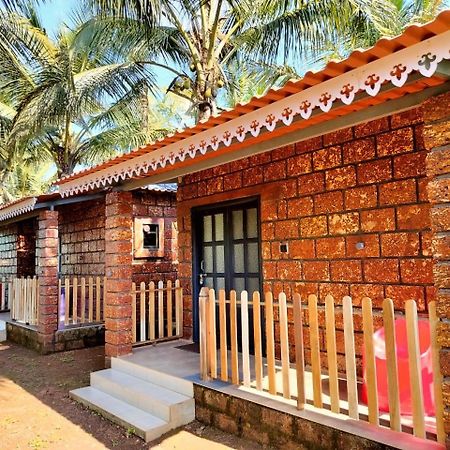 Guhāgar Saka Kadams Home Stay מראה חיצוני תמונה