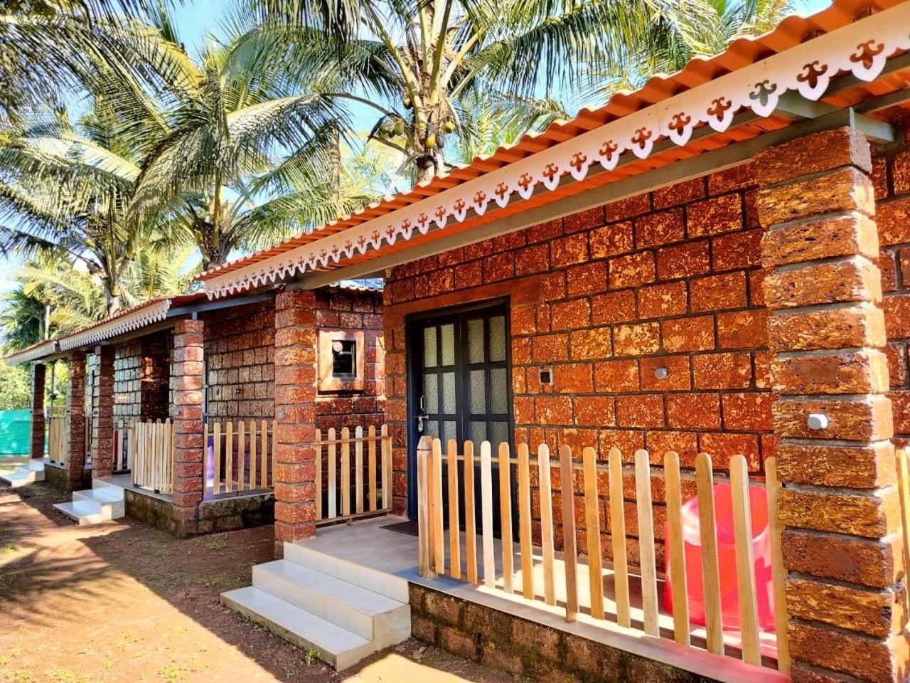 Guhāgar Saka Kadams Home Stay מראה חיצוני תמונה